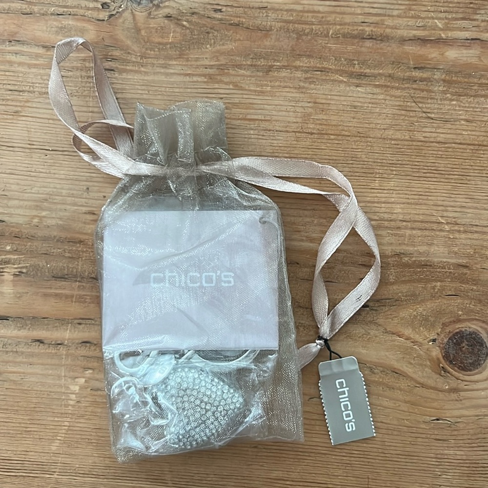 Chico’s silver heart keychain